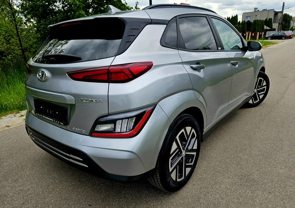 Hyundai Kona cena 99900 przebieg: 13200, rok produkcji 2021 z Pabianice małe 191